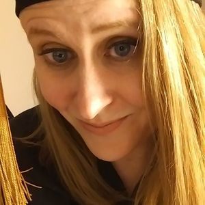 Meet your Posher, Jenn